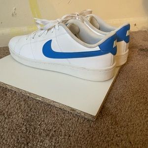 Nike court vision low